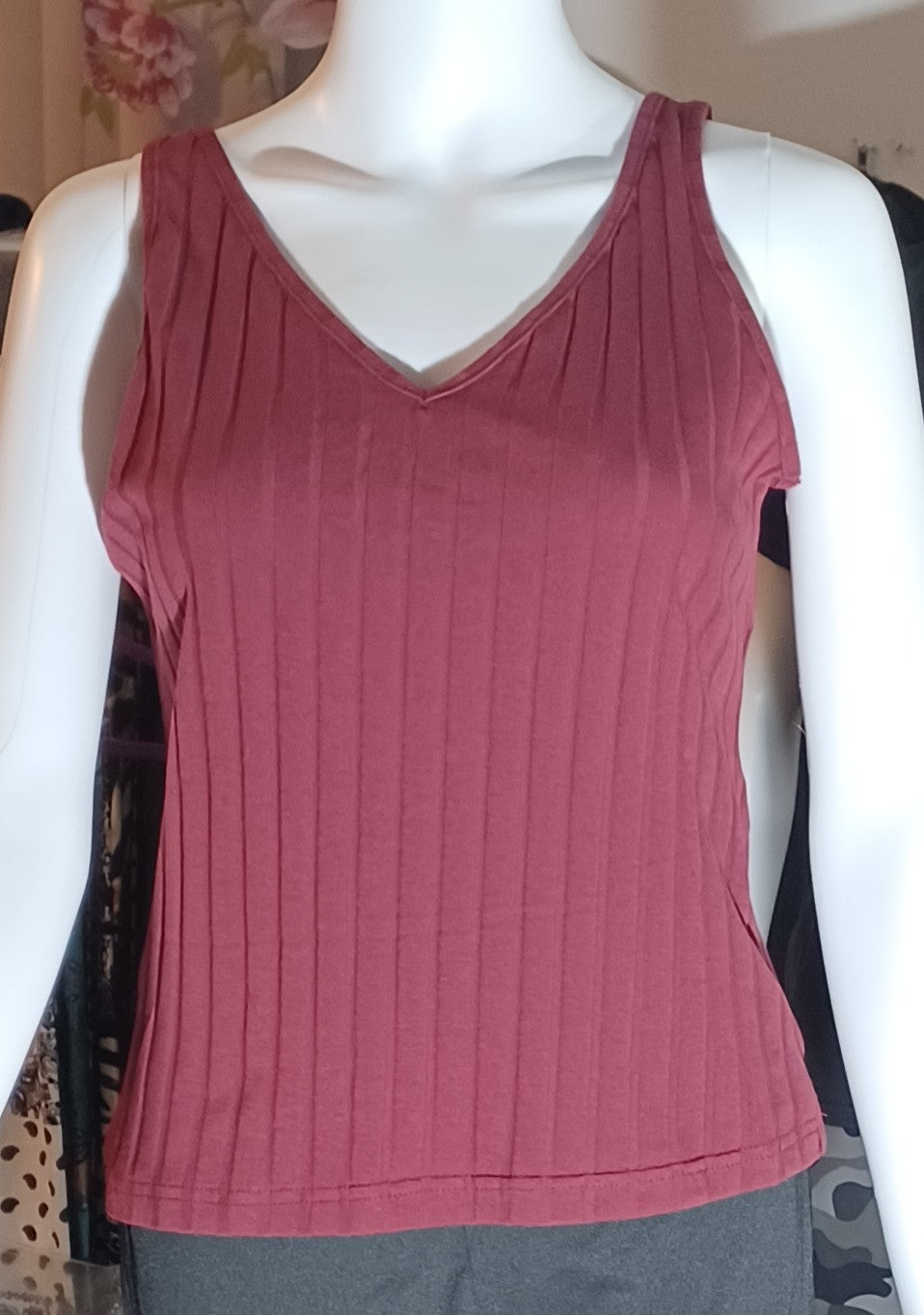 Ribbed V-neck Tank Top